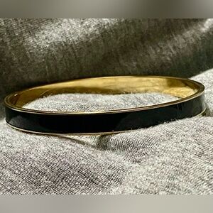 Vintage Monet Goldtone and Black Enamel Bangle Bracelet in excellent condition